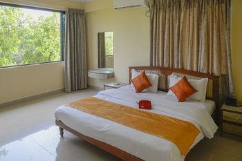 Oyo Apartments Vagator Beach Road Buitenkant foto