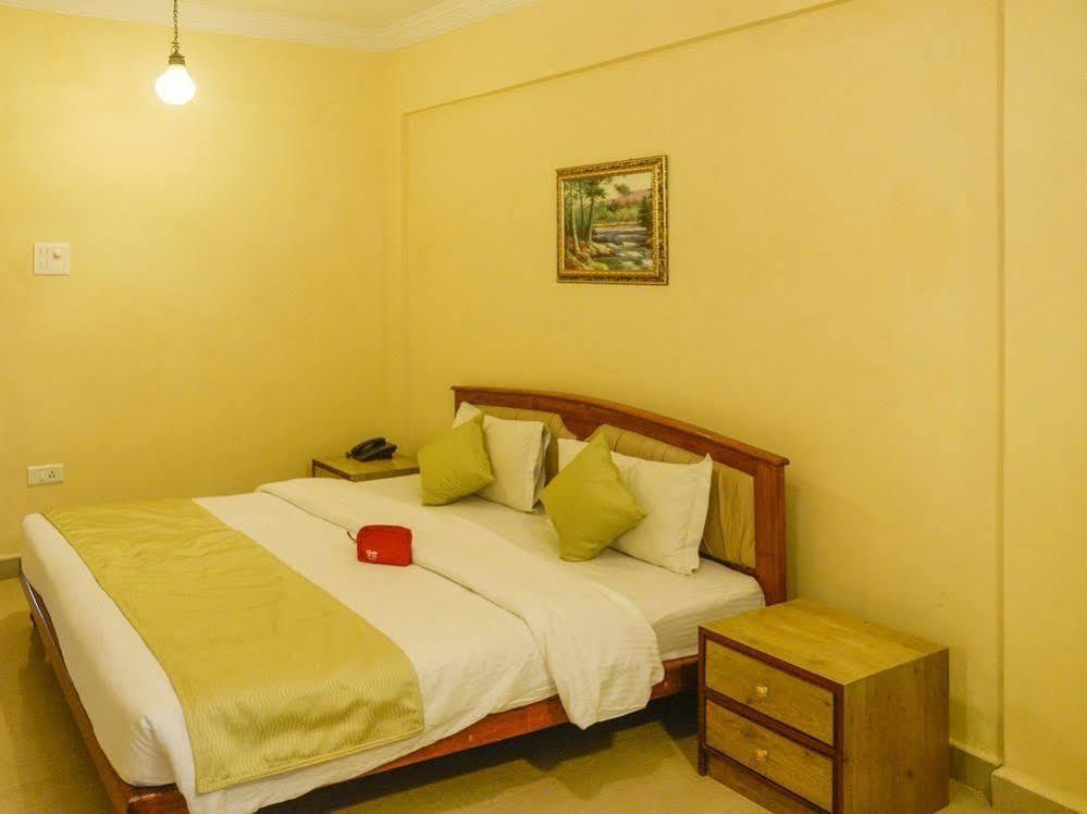 Oyo Apartments Vagator Beach Road Buitenkant foto